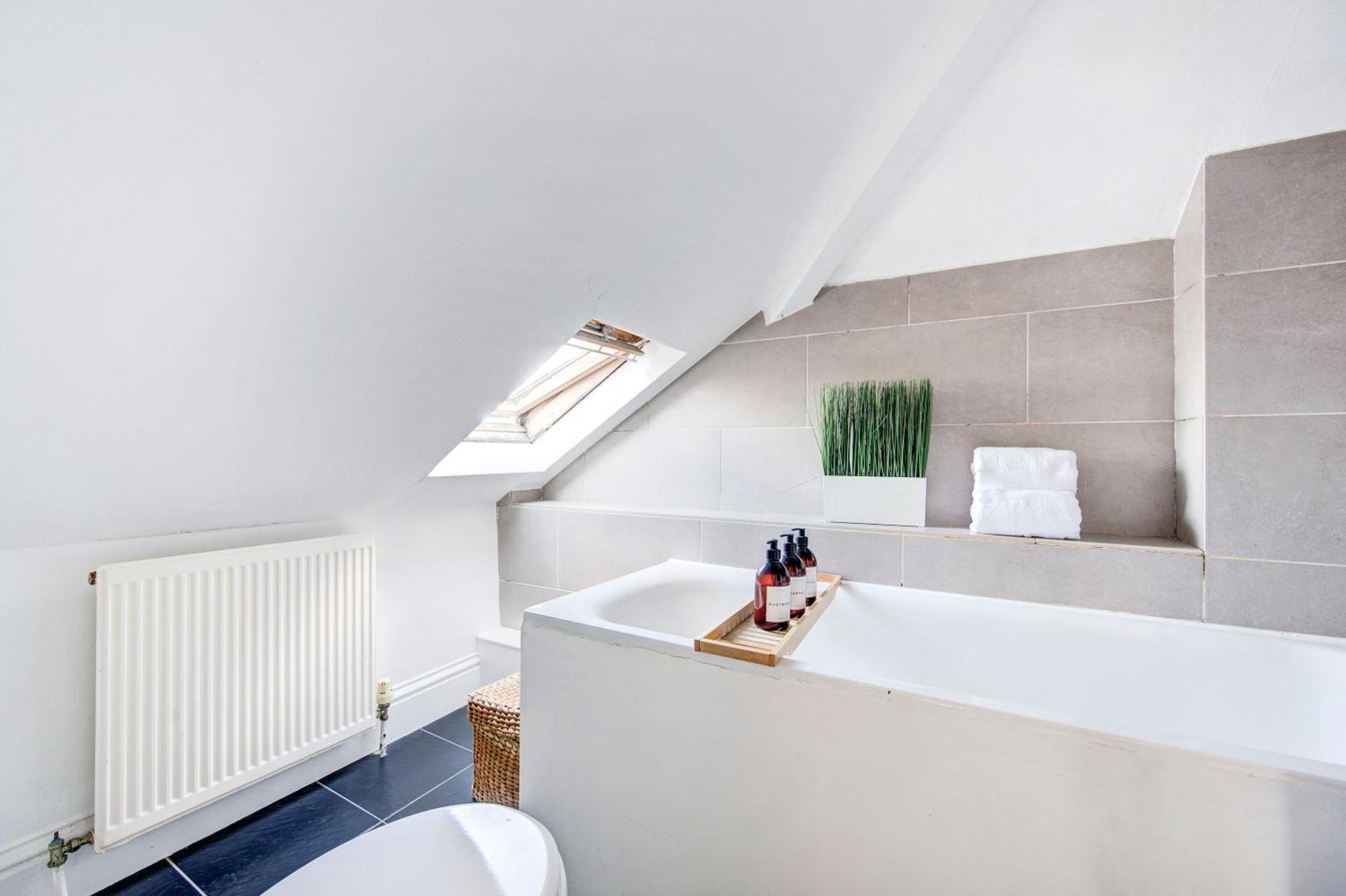 Islington Attic 3 Bedroom Flat London Exterior photo
